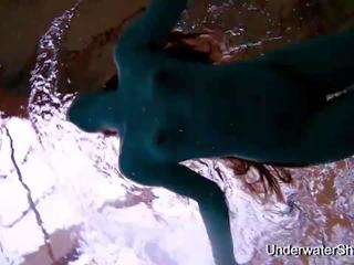 Extraordinary bolha rabo jovem grávida simonna debaixo de água, xxx filme 02