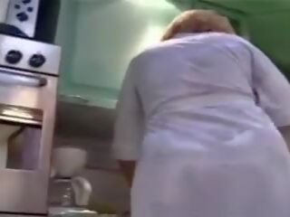 Ma belle-mère en la cuisine tôt matin hotmoza: sexe agrafe 11 | xhamster