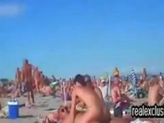 สาธารณะ นู้ด ชายหาด คนที่สวิงกิ้ง x ซึ่งได้ประเมิน ฟิล์ม วิด ใน หน้าร้อน 2015
